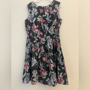 Tea Collection l Gray Floral Girl’s Dress Gray Pink Blue 8 Summer sleeveless